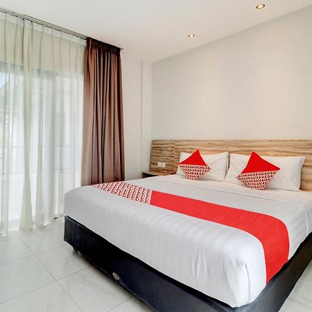 Collection O Cihampelas Near Ciwalk Formerly I Sleep Hotel Bandung Extérieur photo